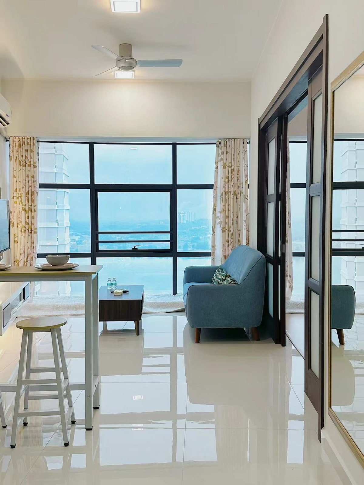 Seascape Haven Top公寓- 4K Netflix