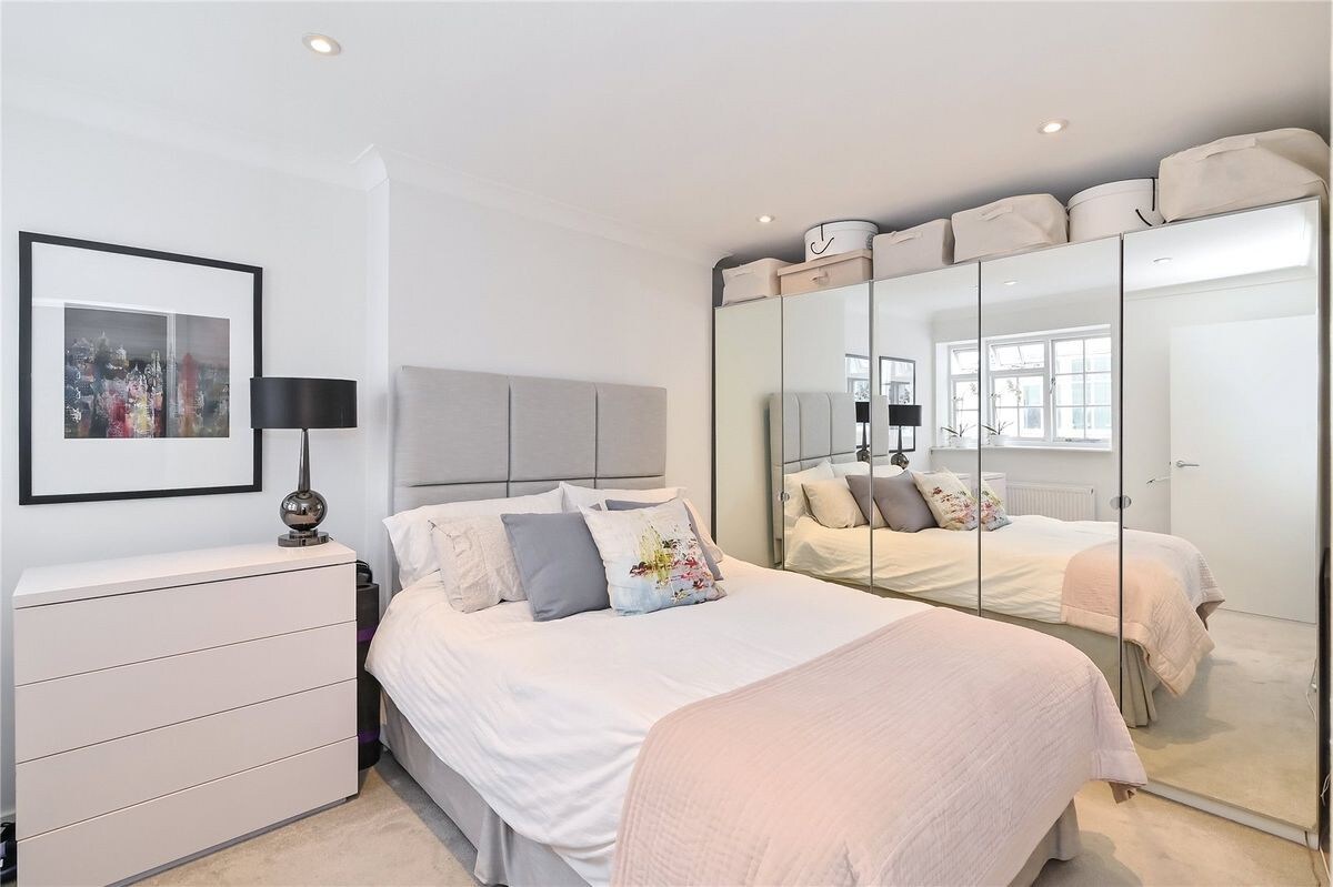 Large 3 Bed Covent Garden Flat