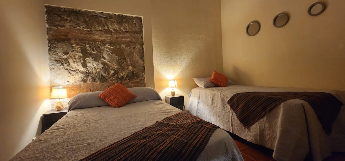 Antigua guatemala - LOVE ROOM