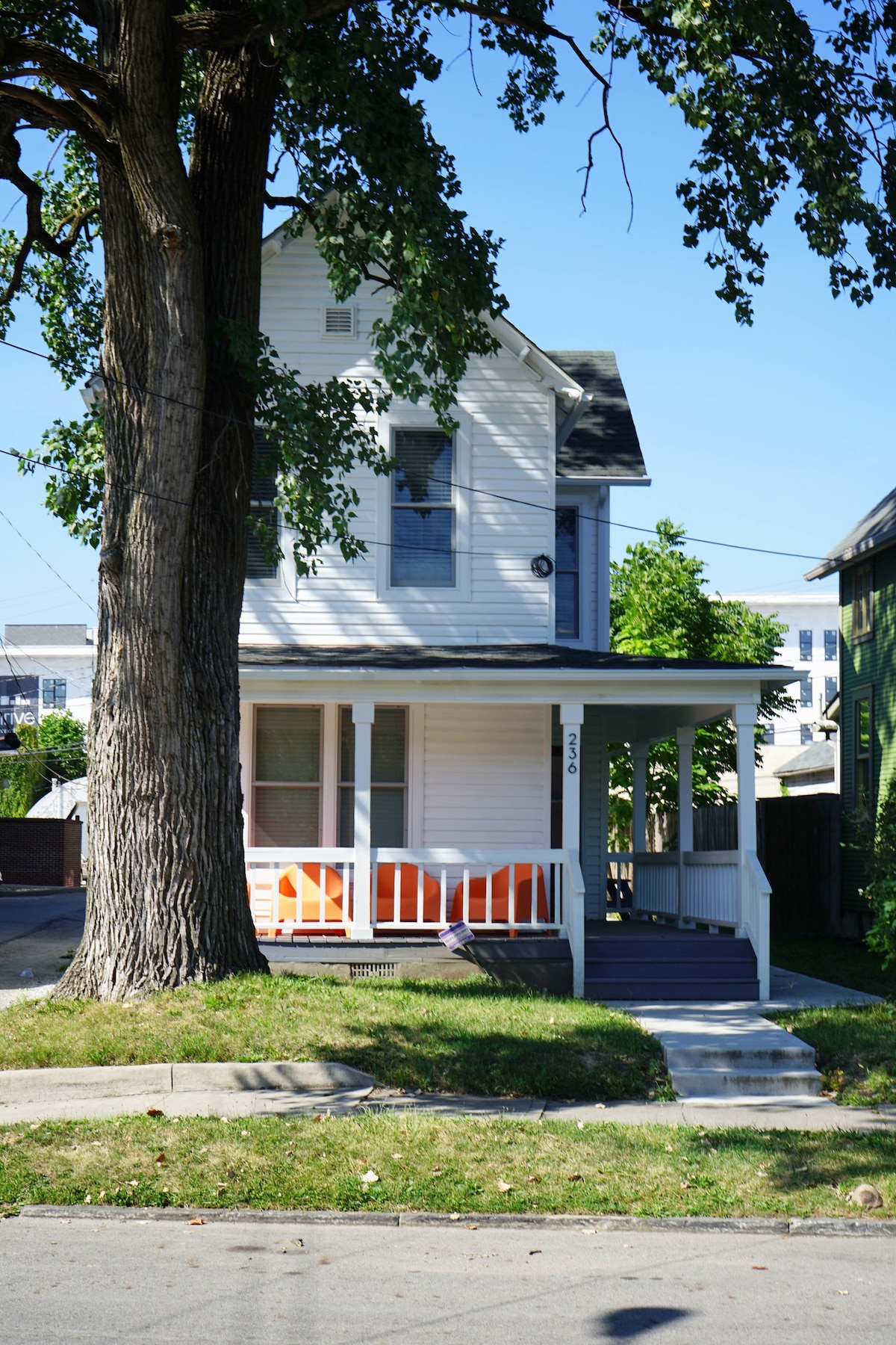 Beautiful Home Central Columbus