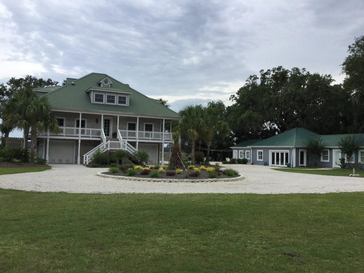 Spalding Room Near Sapelo Island