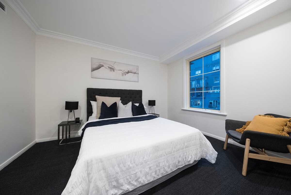 South Yarra Central Hotel One Bedroom Apartment