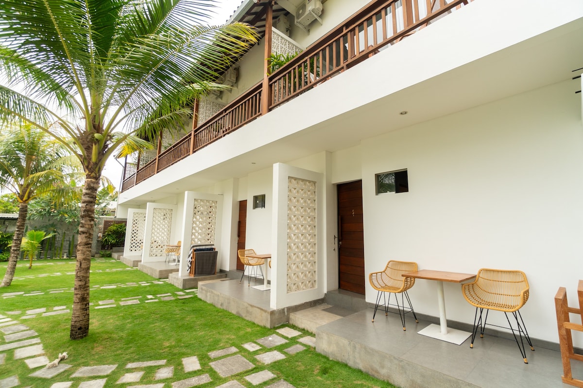 Tranquil Poolside Retreat Amidst Rice Fields