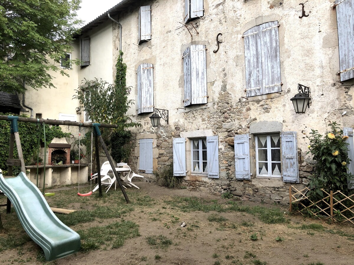 Maison de pierres ancienne