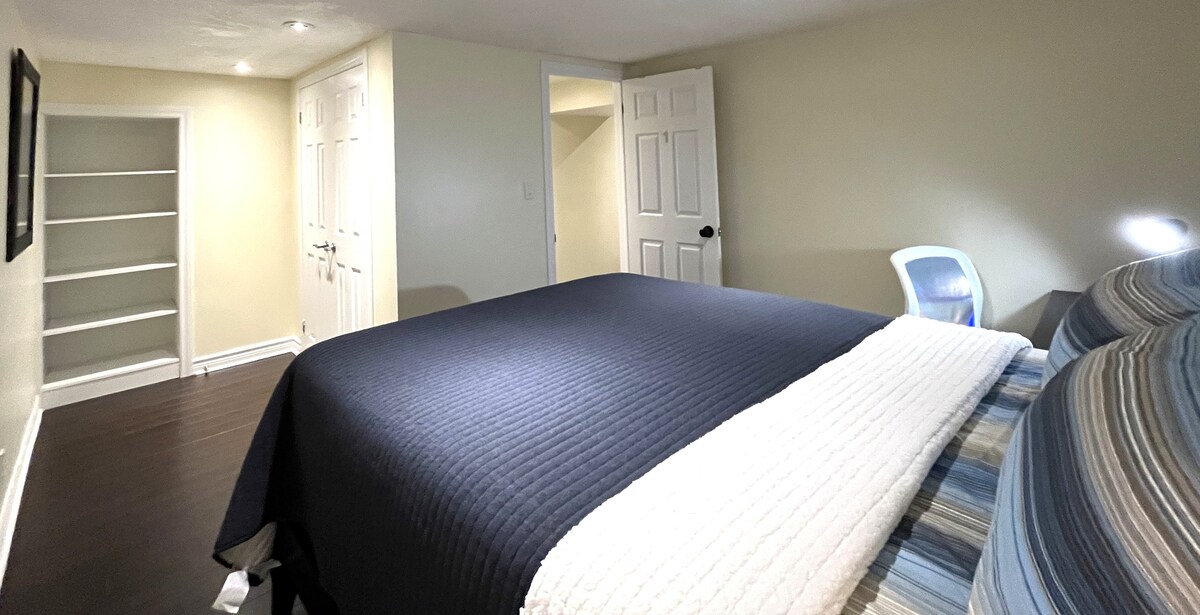 Spacious Room, free parking & unlimited fast wifi