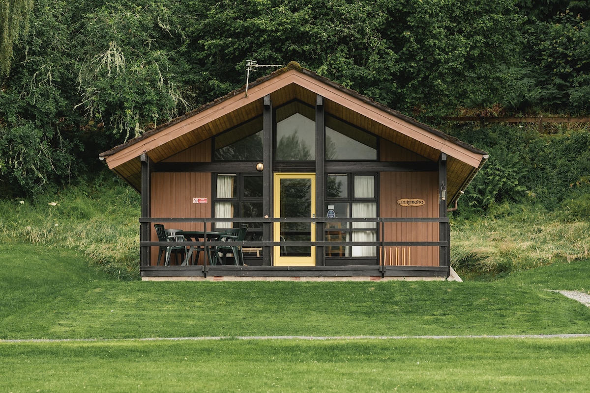 Lakeside lodge on the shores of Loch Tay