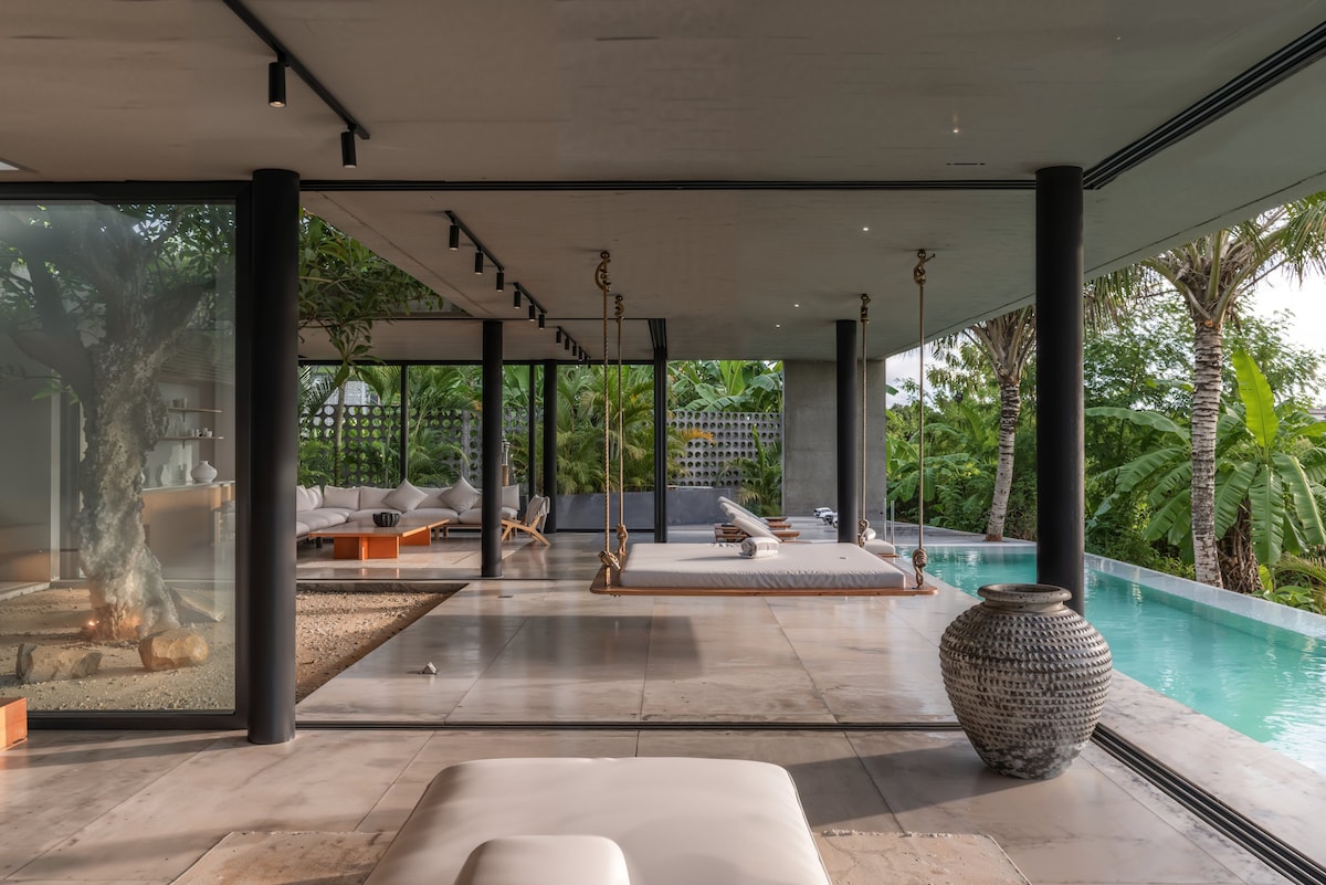 Luxe Bridge.villas : Modern Meets Tropical w/ Chef