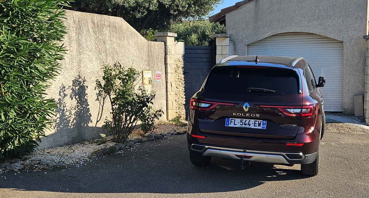 studio meublé avec parking