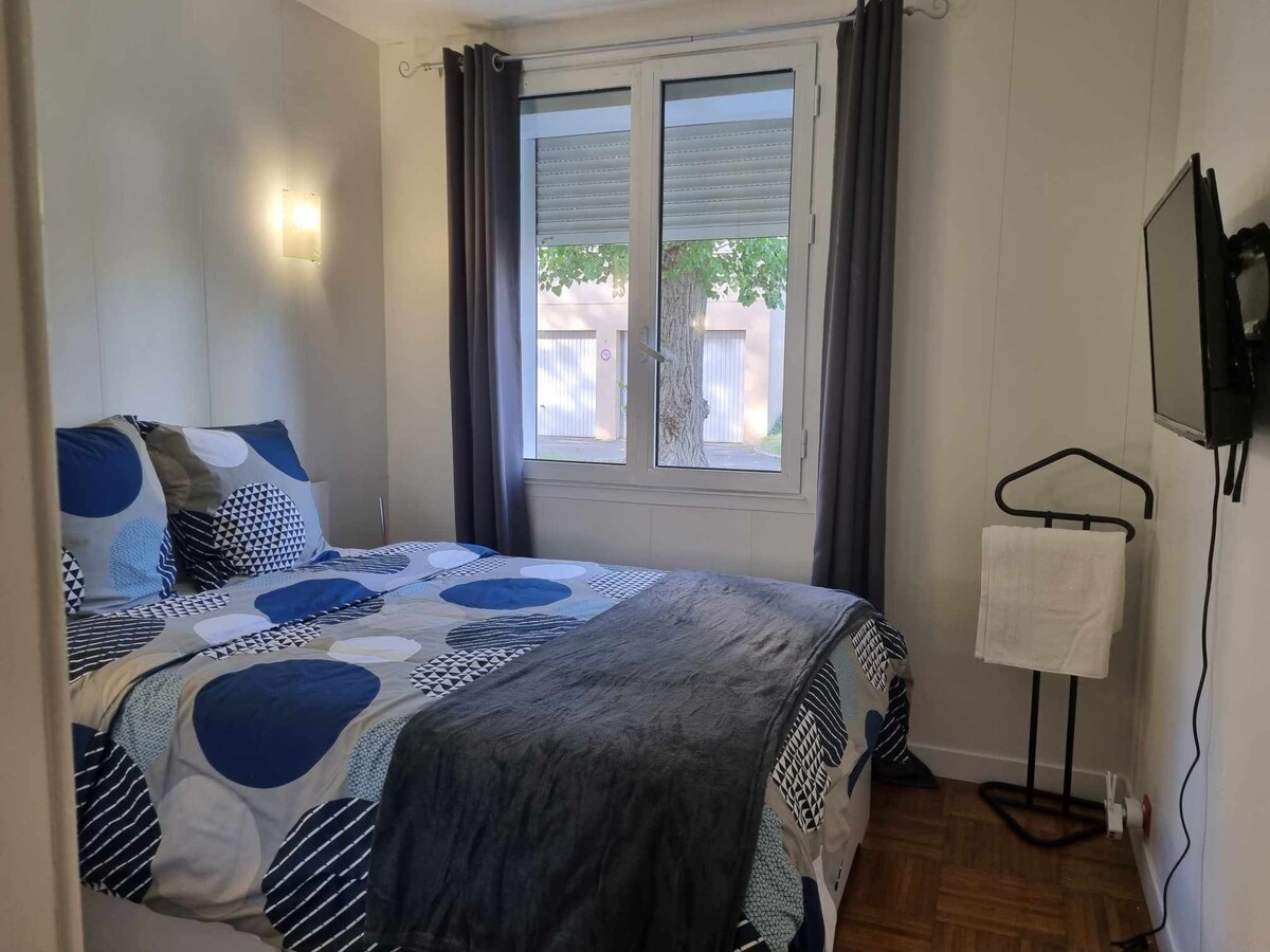 Une chambre privé 
dans un appartement