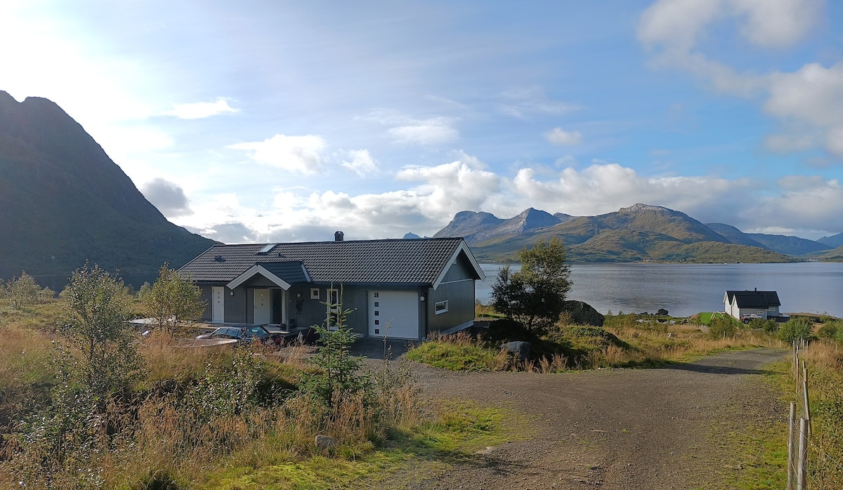 Moderne hus i Lofoten