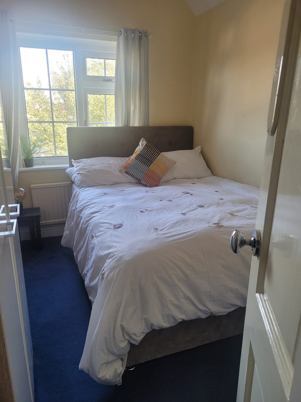 Cosy Double Room In Bentley