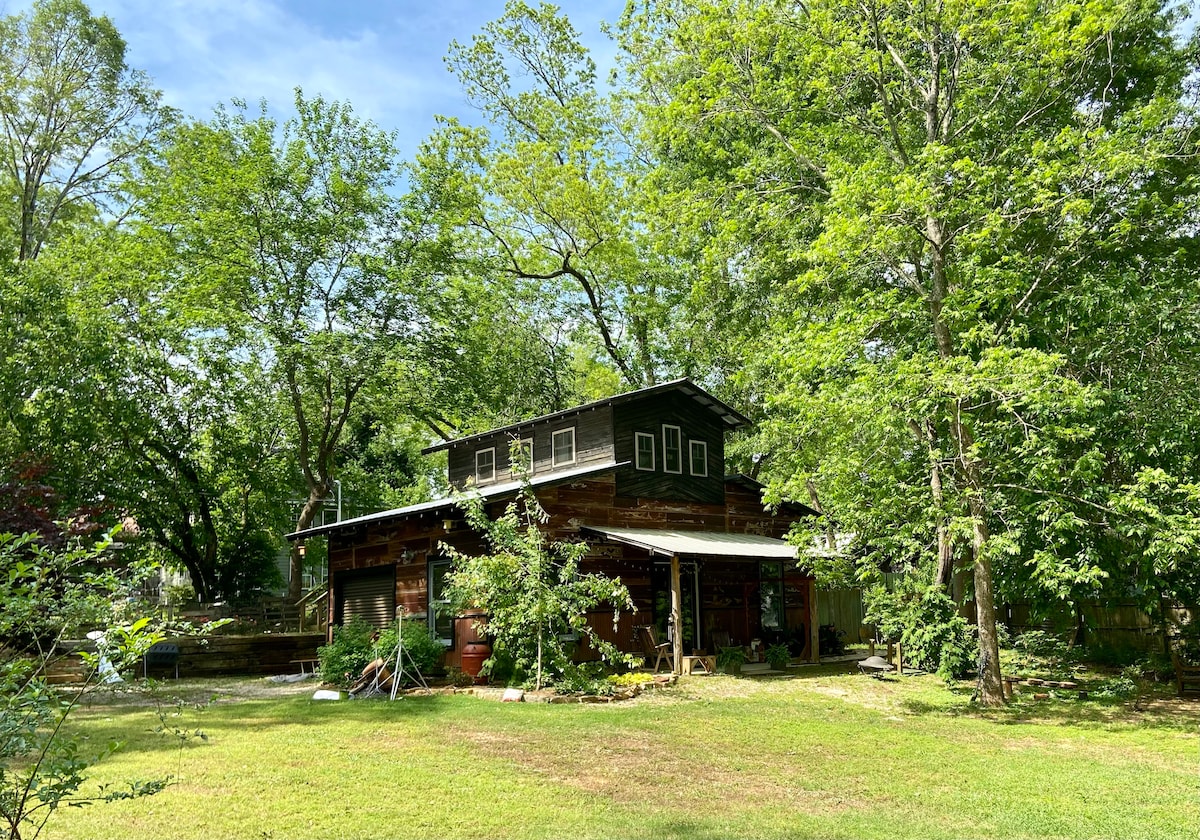 The Barn at the Black House