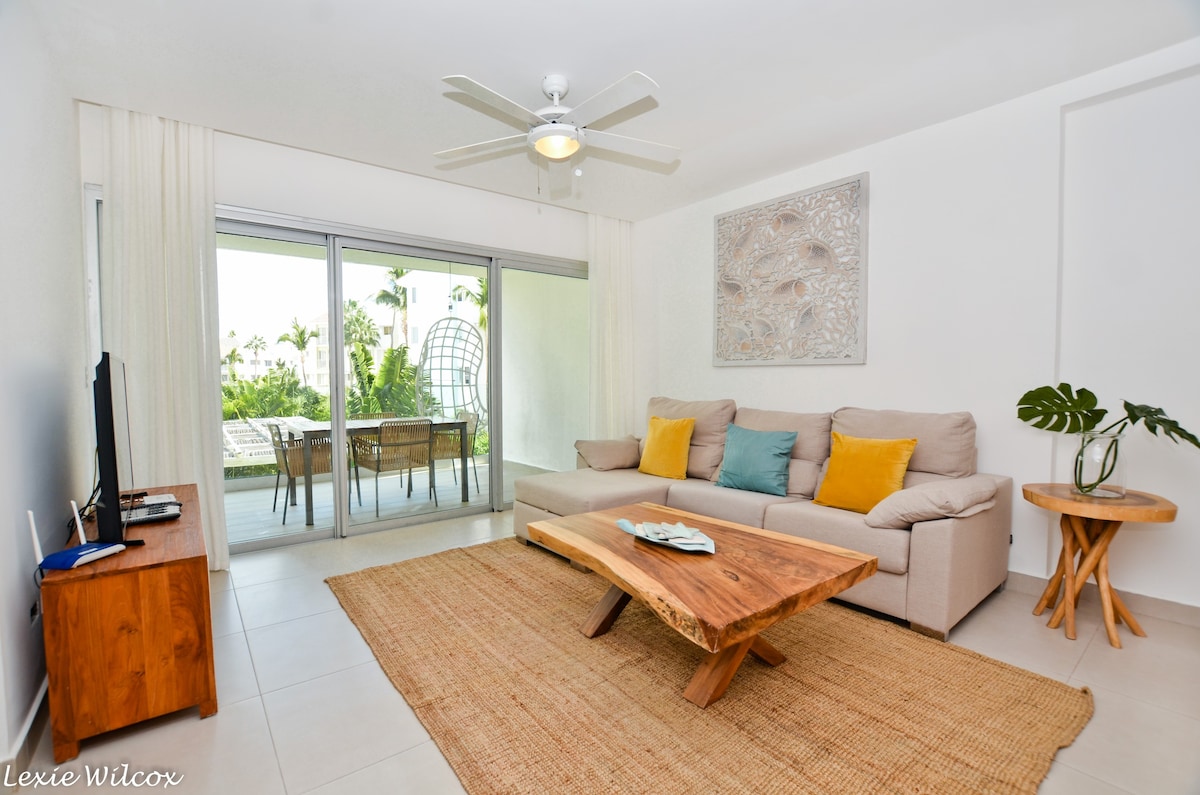 Gorgeous 2BR Beach Apartment