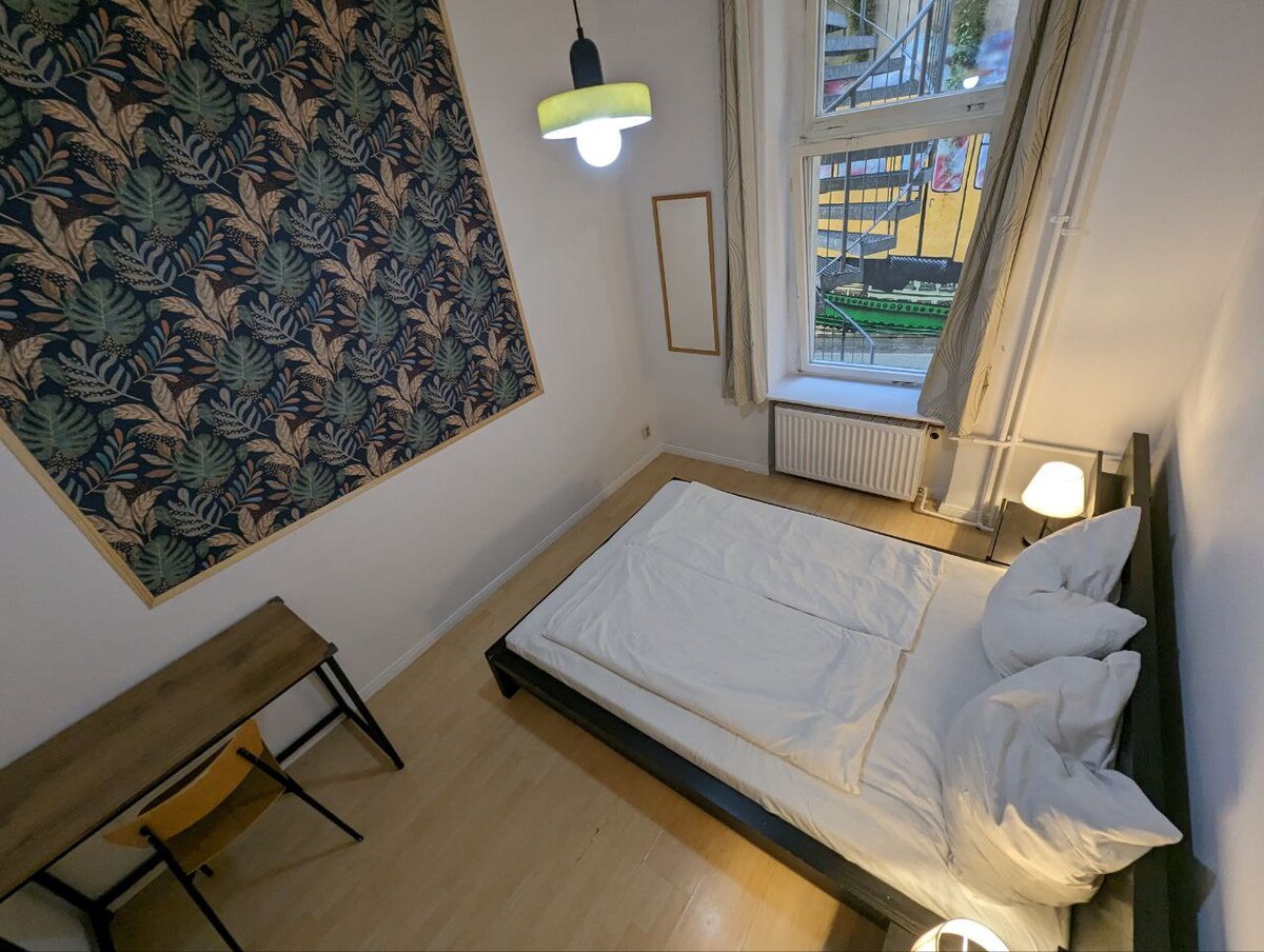 privates Zimmer für 2 | Berlin