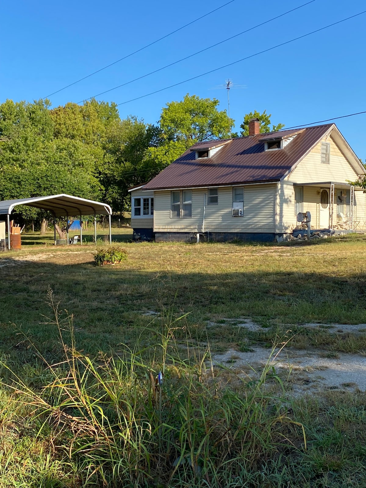 Hamilton House in Caplinger Mills