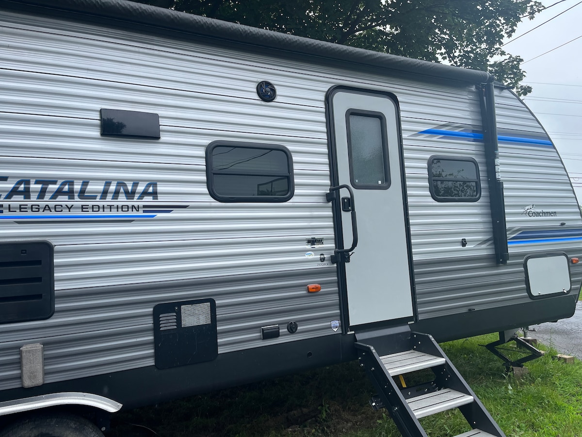 Shannon’s Catalina Legacy camper