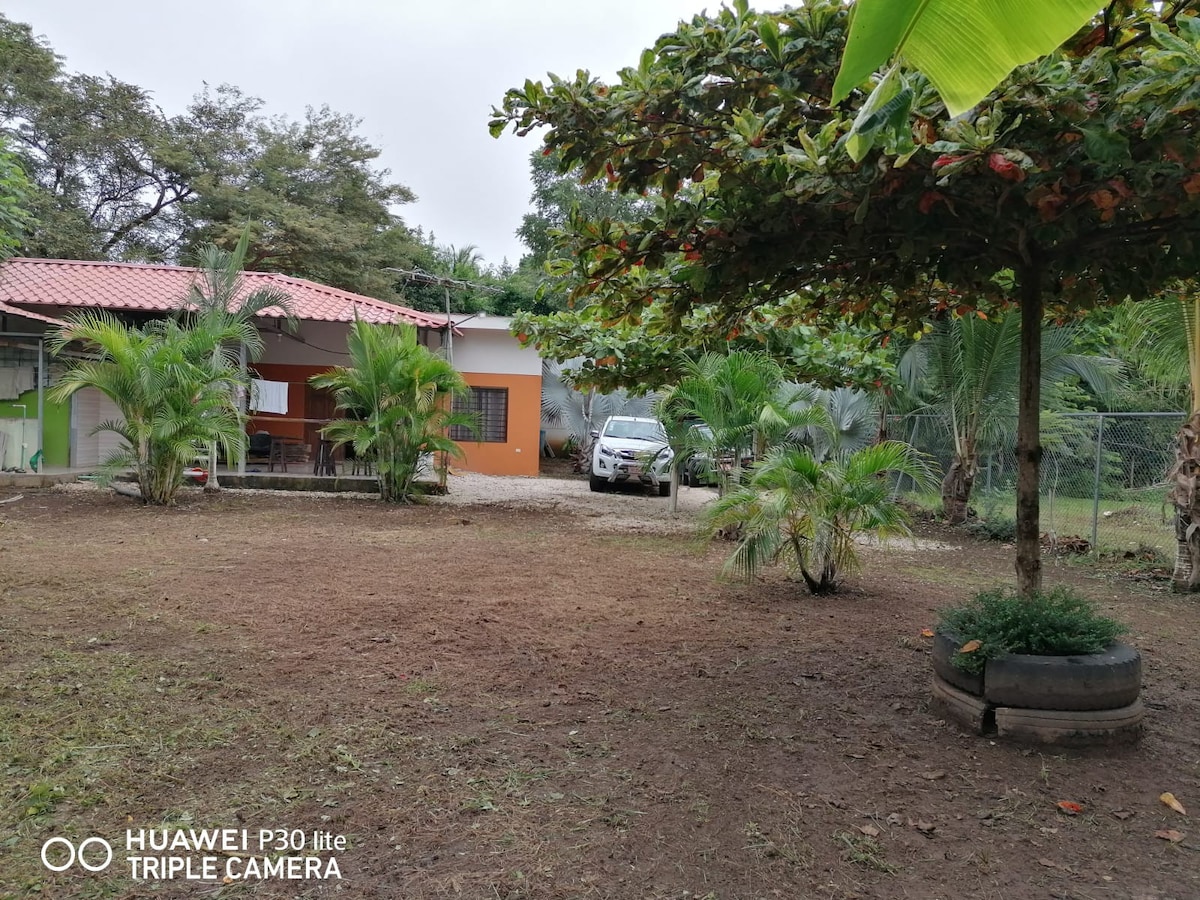 Casa Vacacional en Santa Cruz. camino a Tamarindo