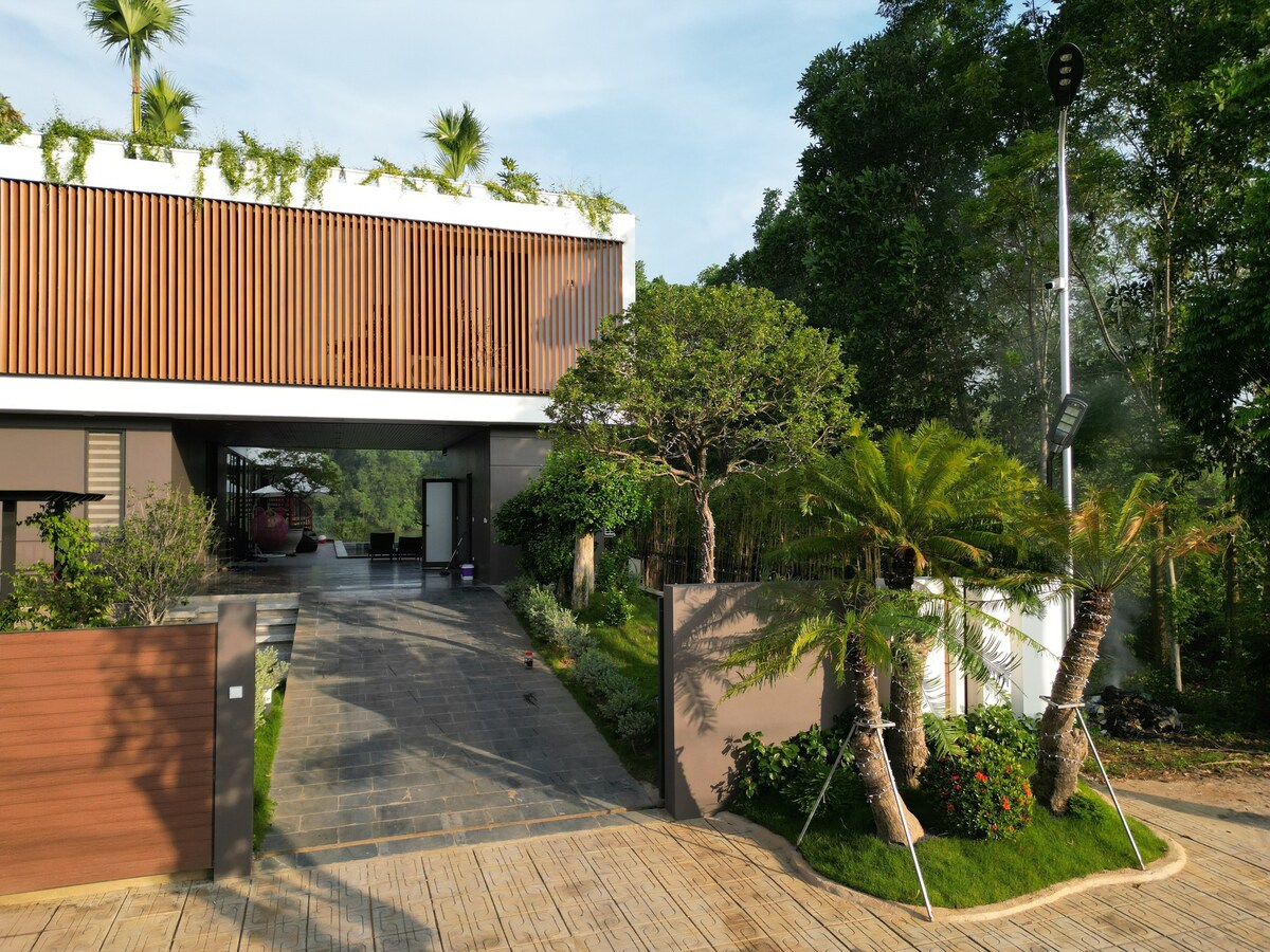 Lala Villa Lake View