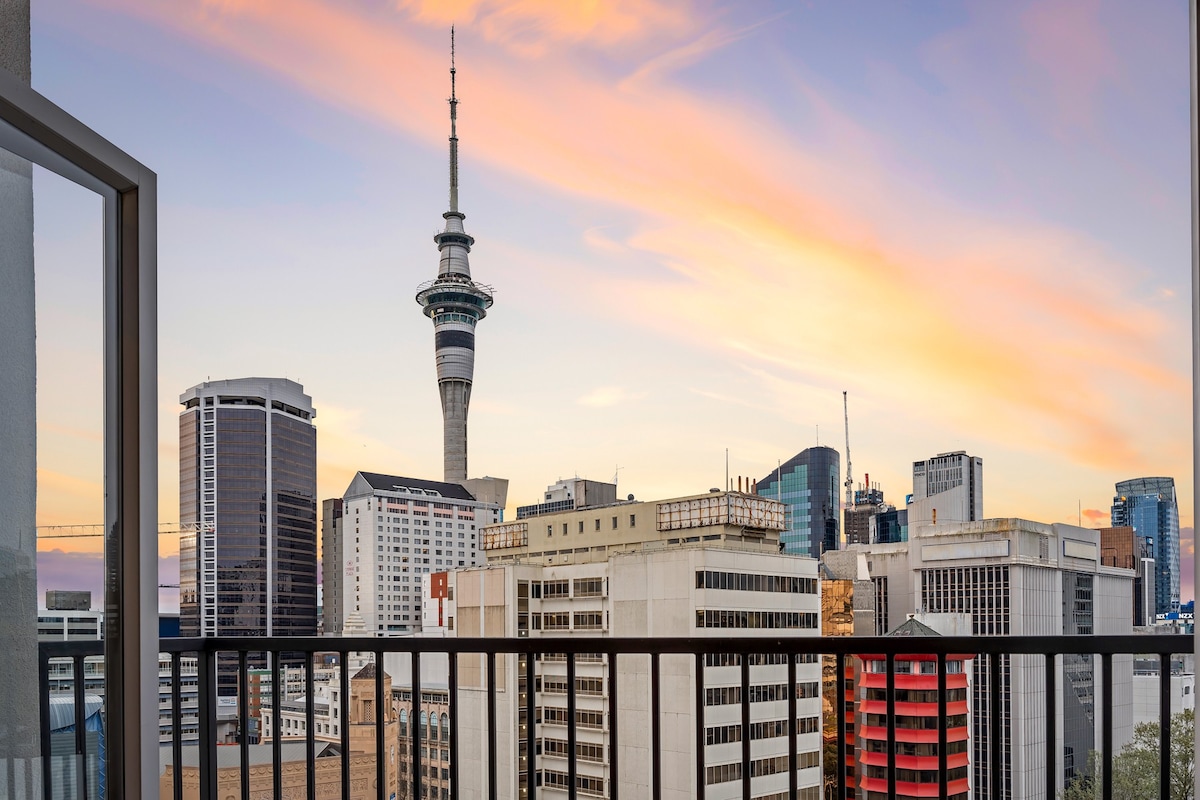 Prime Location with Sky Tower Views!
