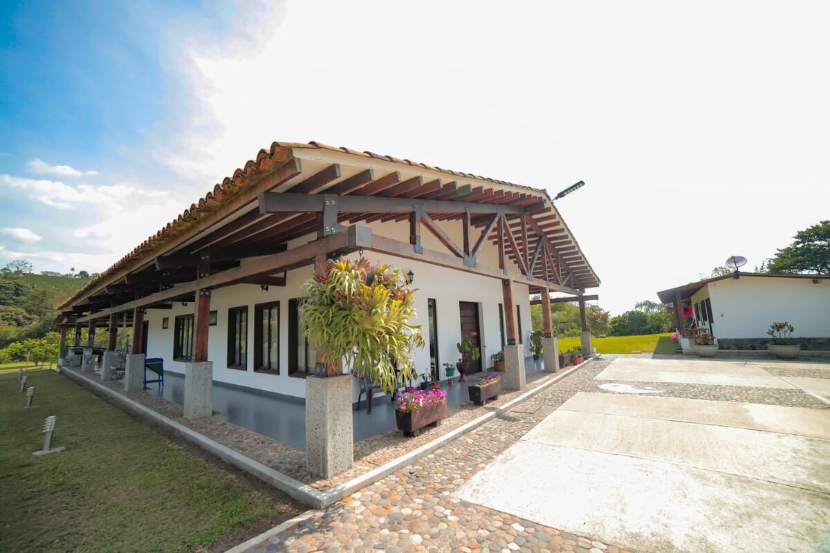 Casa Campestre Villamarita