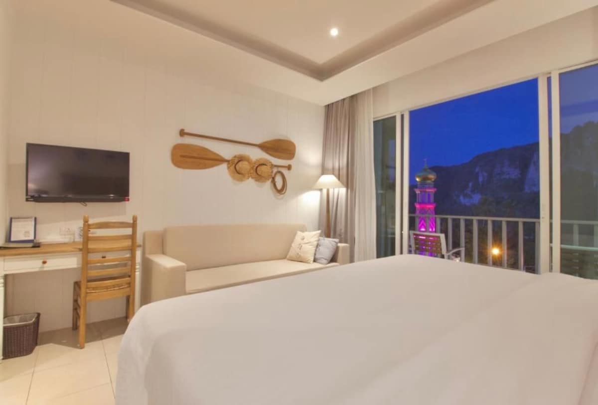 Deluxe room & Breakfast in Ao Nang