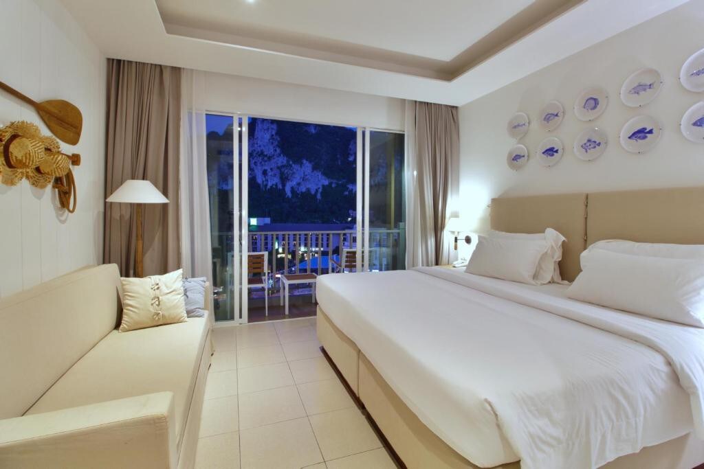 Deluxe room & Breakfast in Ao Nang