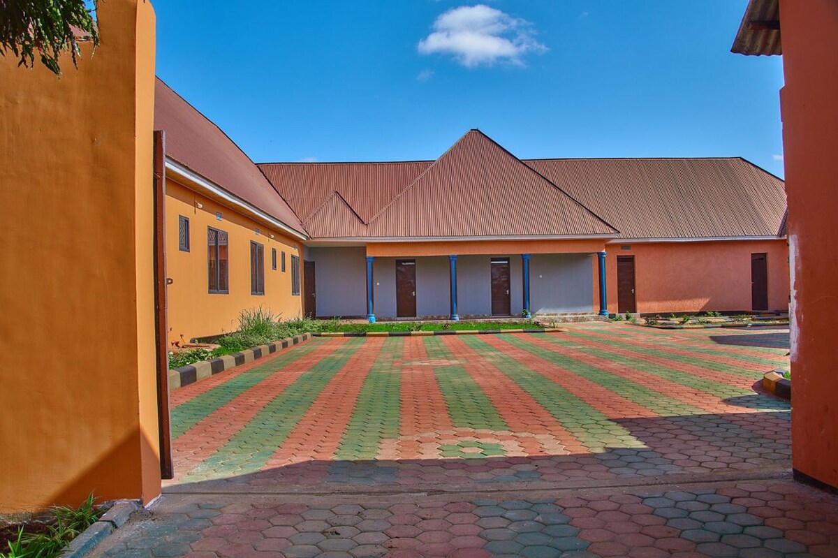 Gwandu Lodge