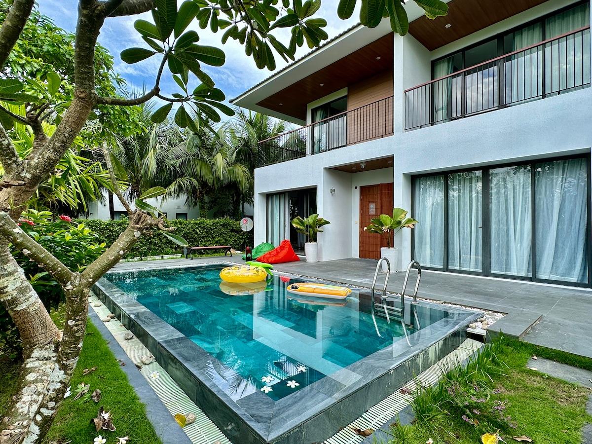 West Phu Quoc 3BR beach villa private pool