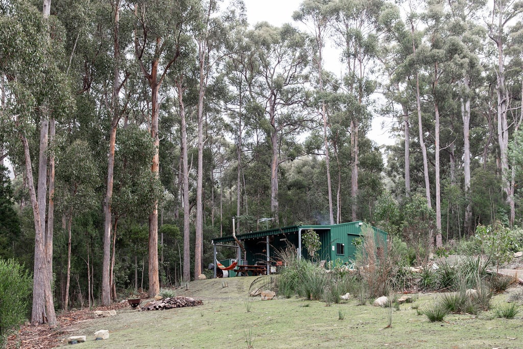 Kelp Cabin - Relax at Pirates Bay!