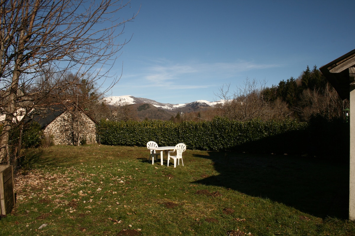 Maison en montagne à Vic-sur-Cère