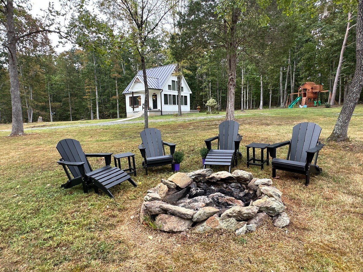 Over 250 acre retreat on the Hazel River