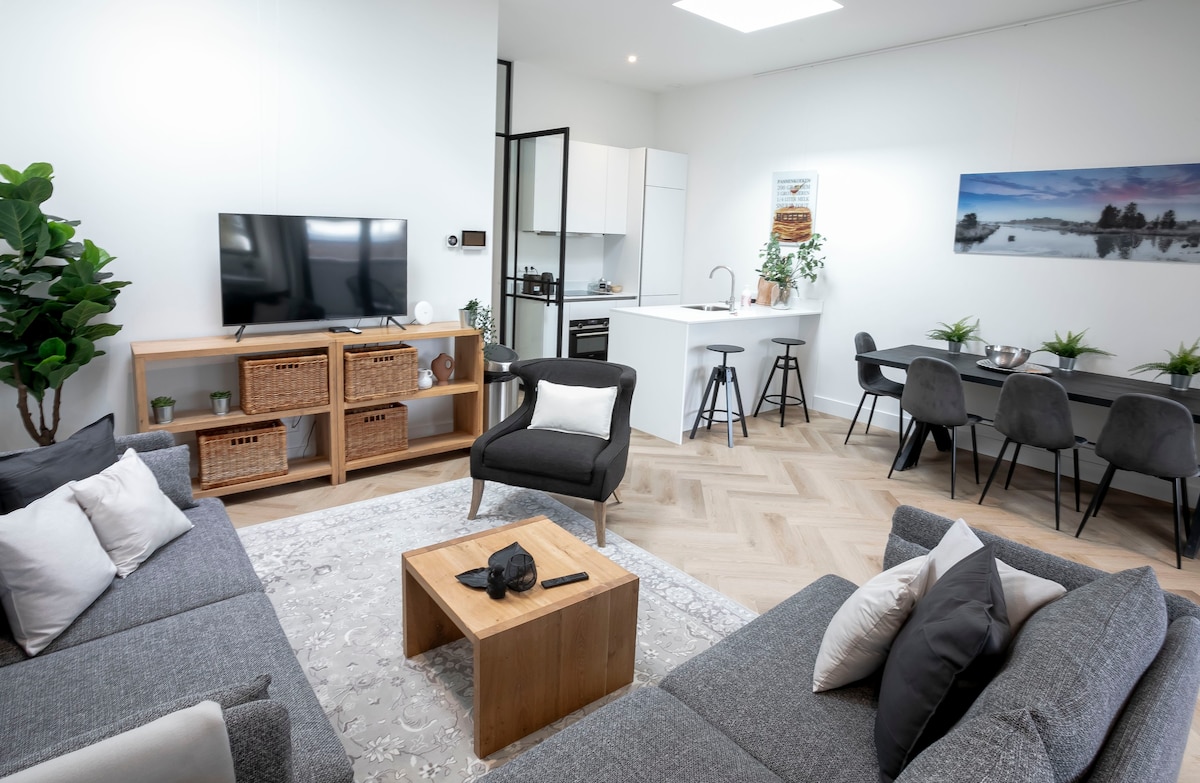 B5 new apartment near amsterdam