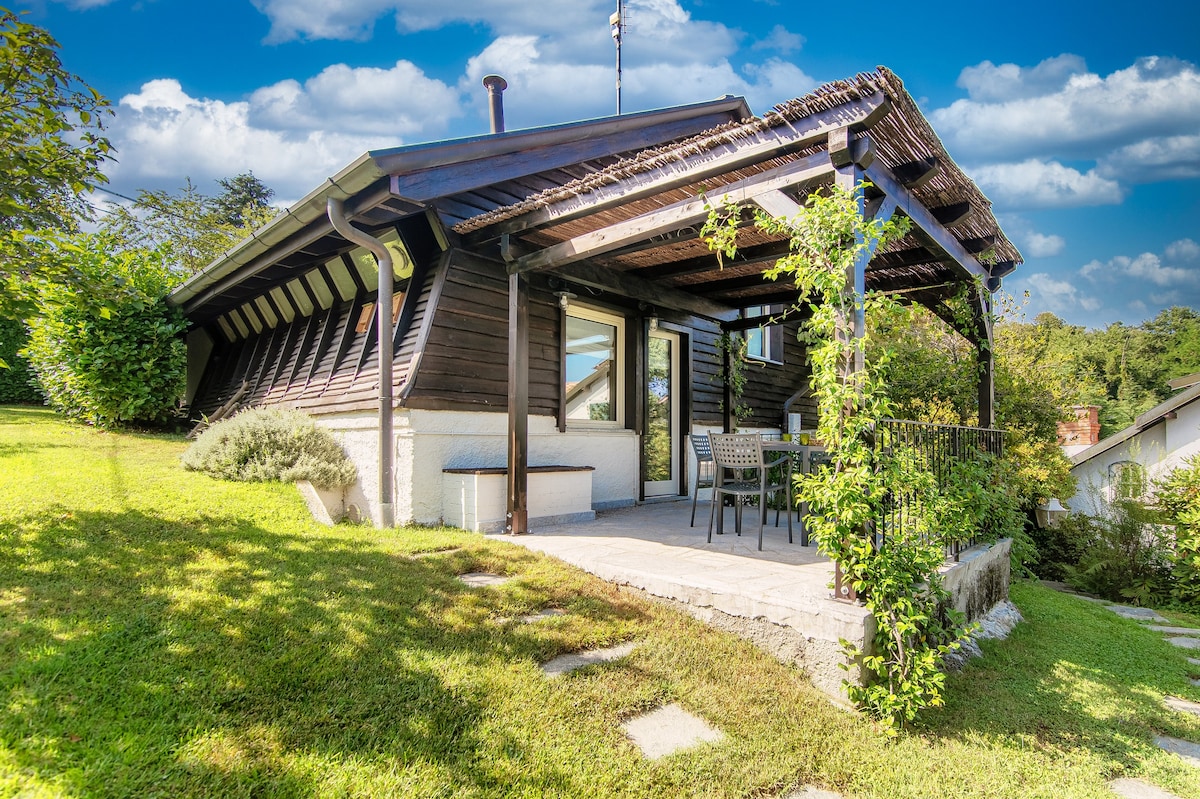 Unique Cottage in Montorfano