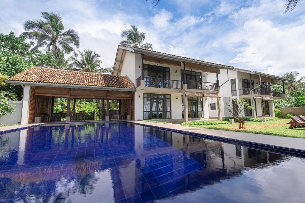 Luxury Villa In Ahungalla