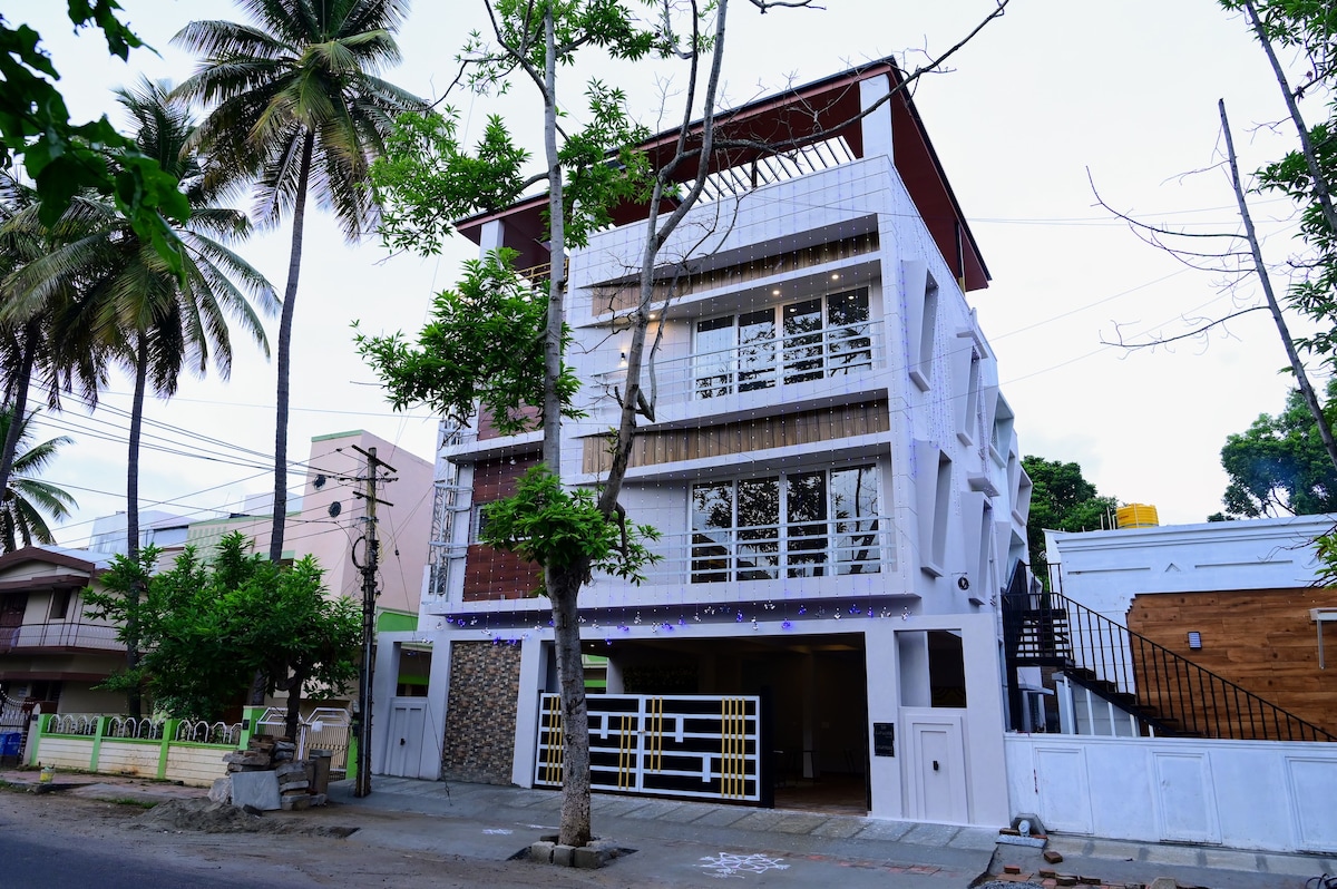 Prime 2B2B Home: Central Mysore