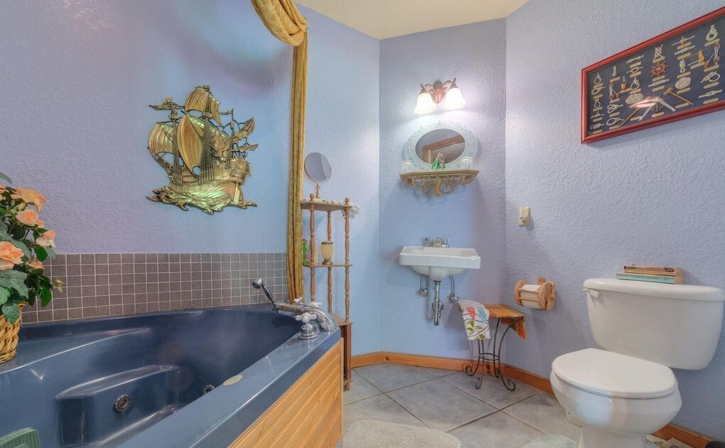 Captain Room with Nautical Theme