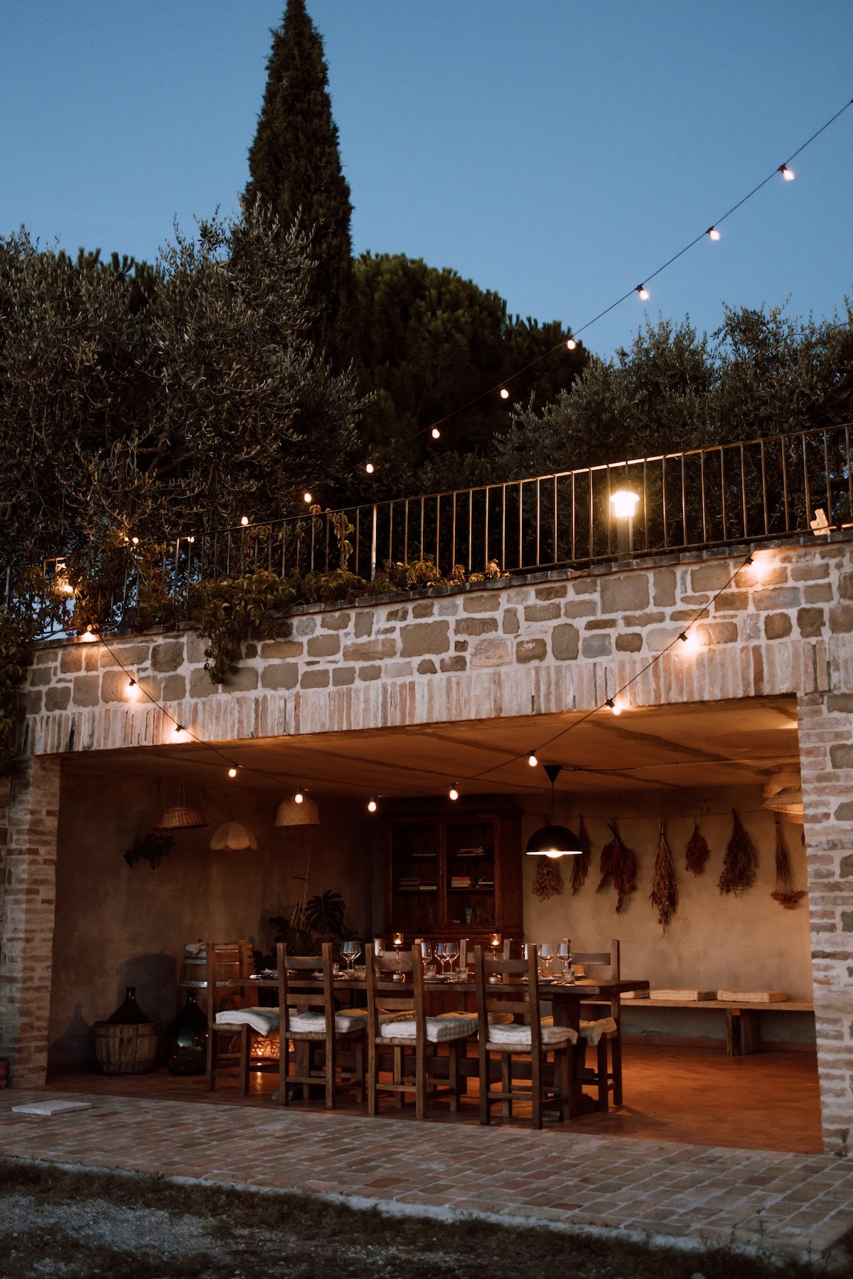 Il Posto - Hilltop Estate with Pool & Olivegrove