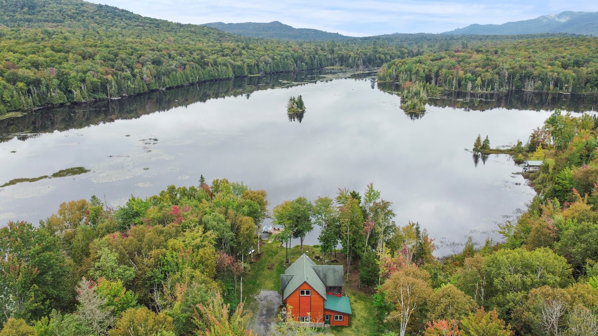 Private lakefront house on Lake Abanakee