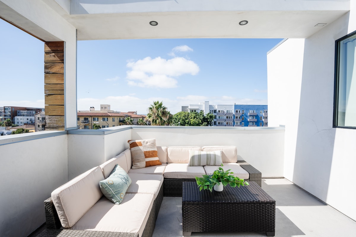 Luxe Little Italy 2BR Penthouse w/ Rooftop Balcony