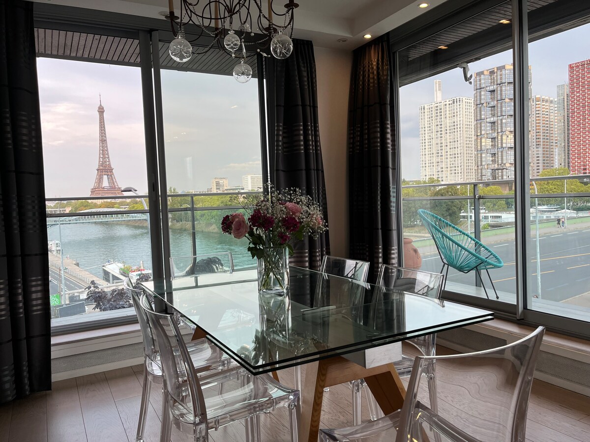3-bedroom apt view Eiffel Tower/Statue of Liberty