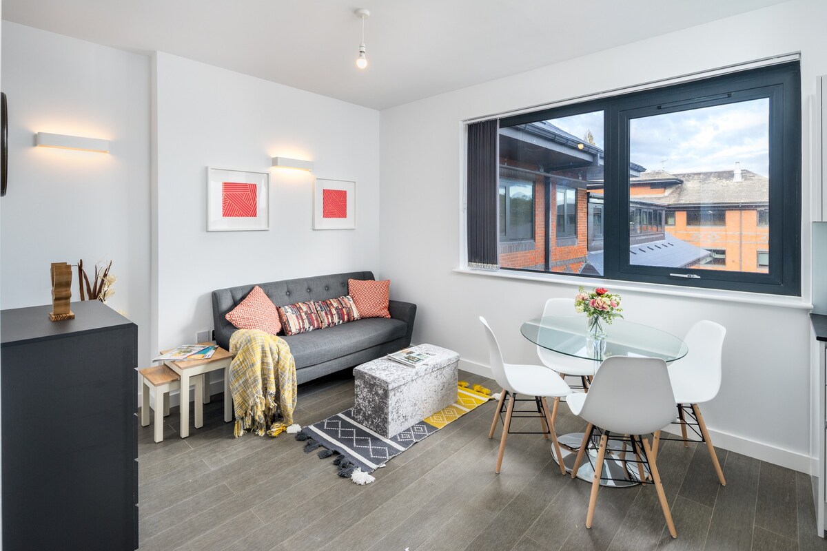 Compact flat in St. Albans