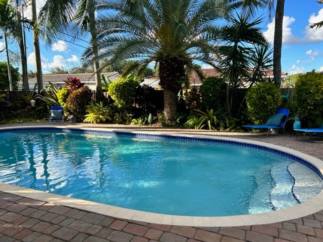 D'Cassa Javi Miami Airport 3 Bedroom Pool Home