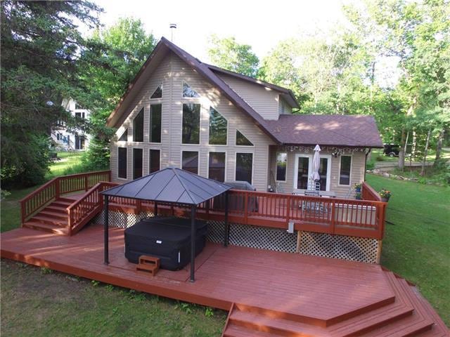 Waterfront Lakehouse