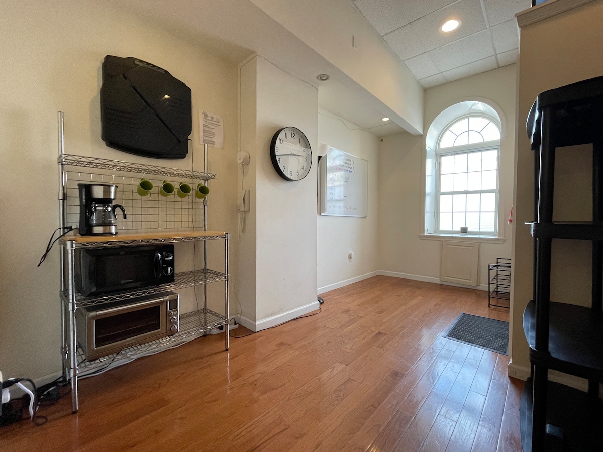 Summer CoLiving RM 5 | Center City