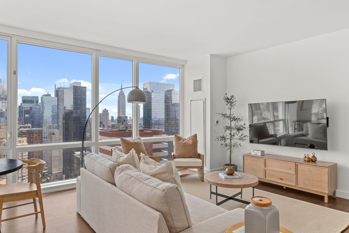 "Amazing 2bed's / stunning views to Empire State"