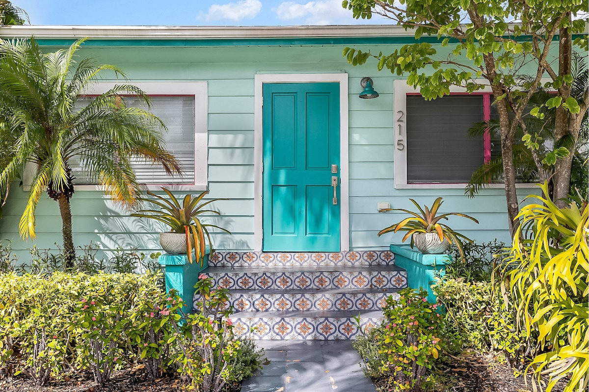 Historic 3br Home w/ Fenced Yard, Steps 2 Water