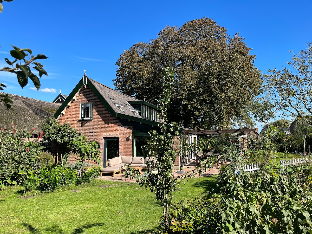 19th century farmhouse near Leiden