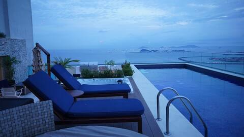 Private Pool Penthouse