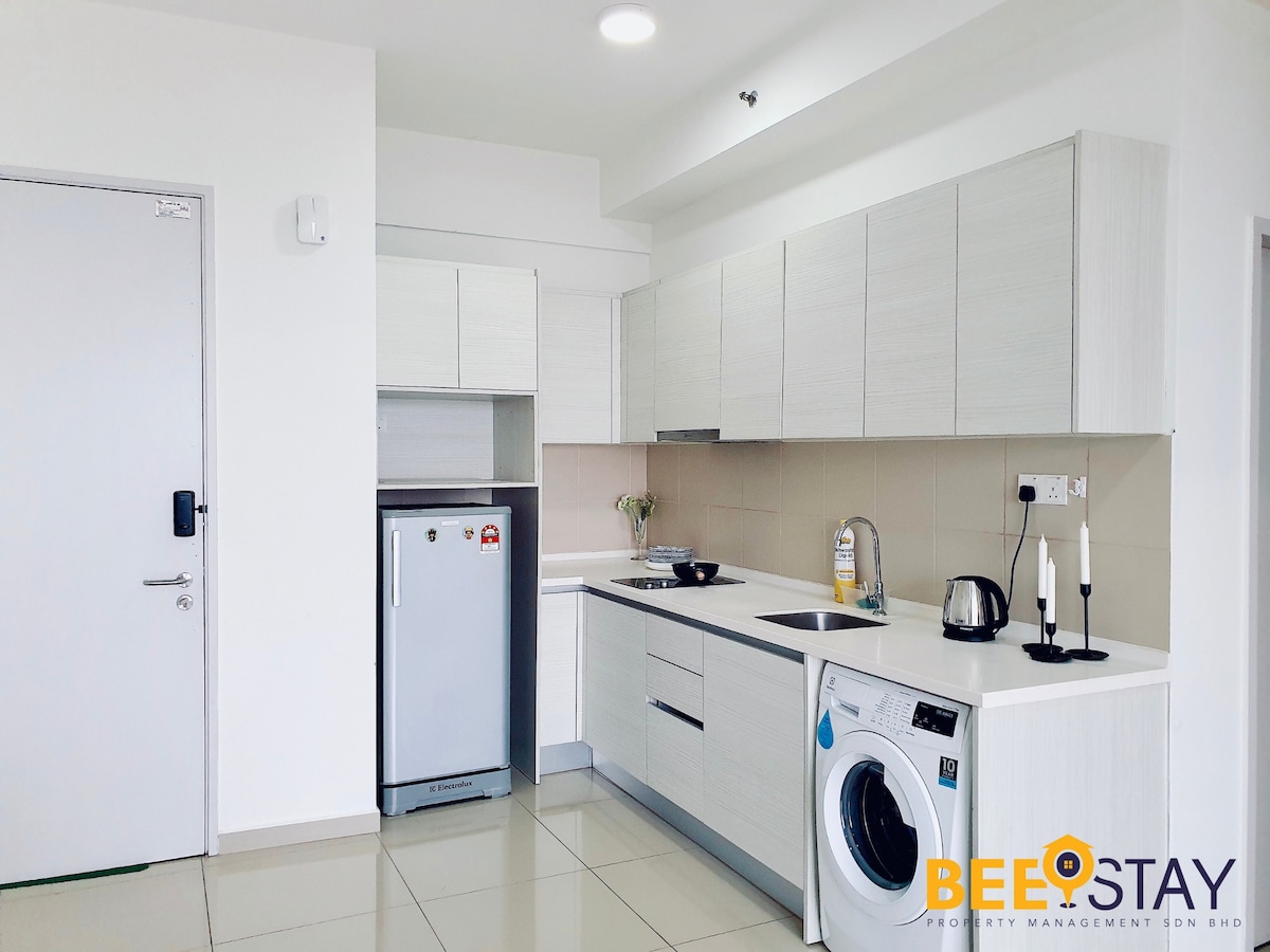 Shah Alam | i-City Two Bedroom Suite [6 Pax]