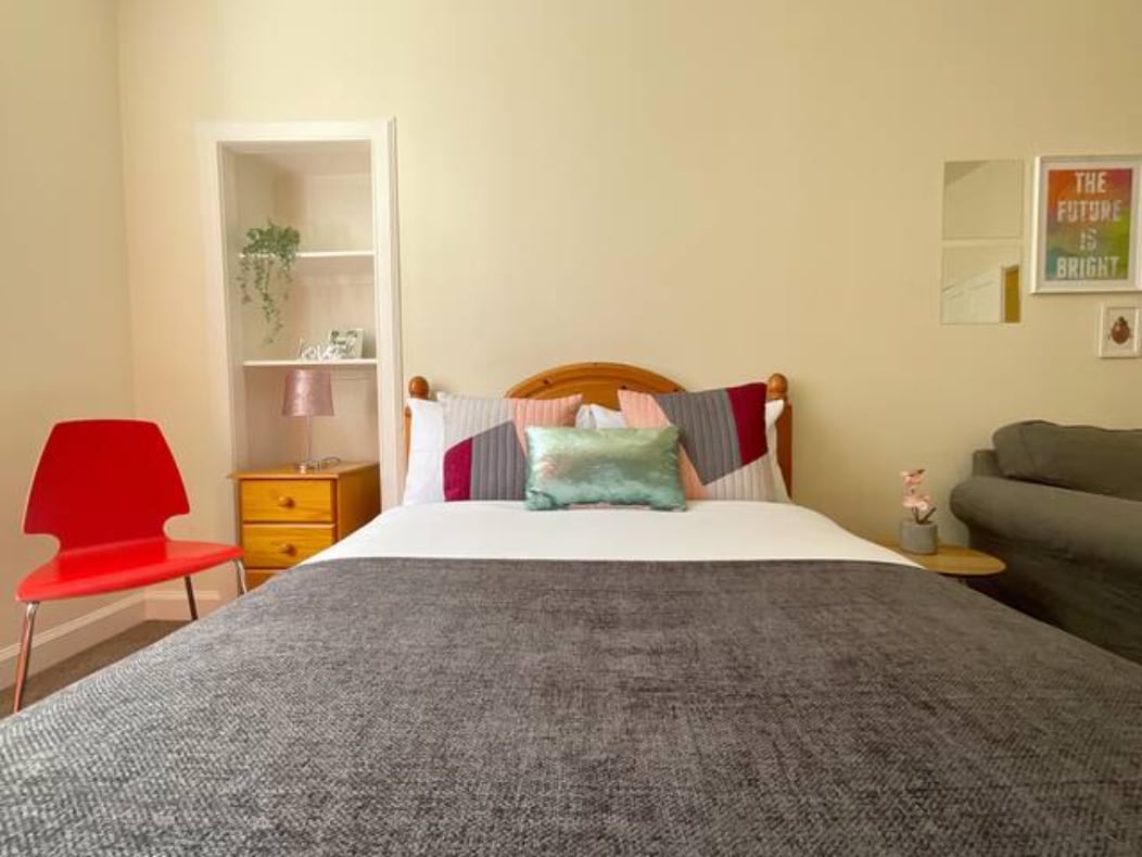 Friendly & Super Central - Room Bright/Double Bed